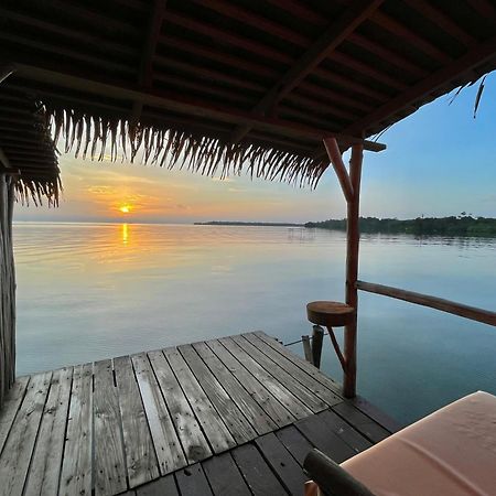 Urraca Monkey Island Eco Resort (Adults Only) Пунта-Лаурель Экстерьер фото