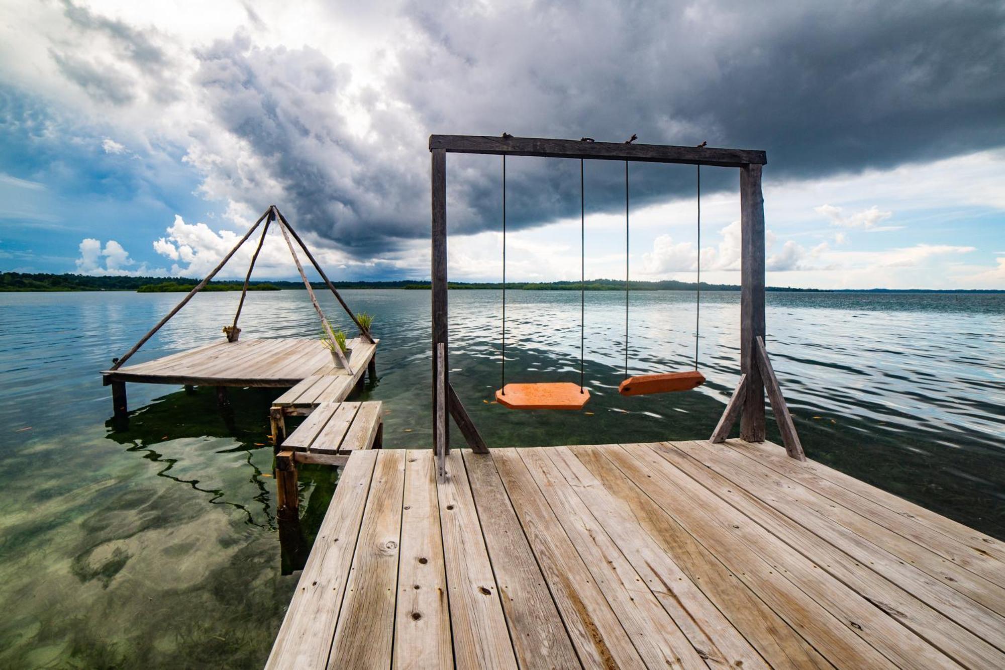 Urraca Monkey Island Eco Resort (Adults Only) Пунта-Лаурель Экстерьер фото